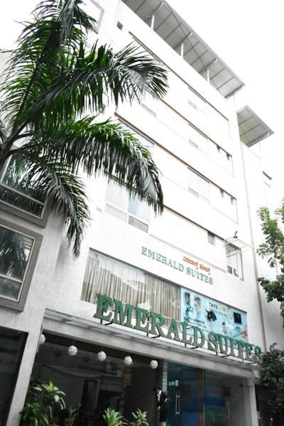 Emerald Suites Koramangala Bangalore Exterior foto